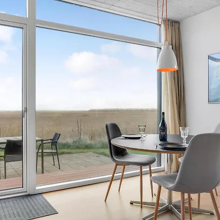 One-bedroom In Ulfborg 別荘